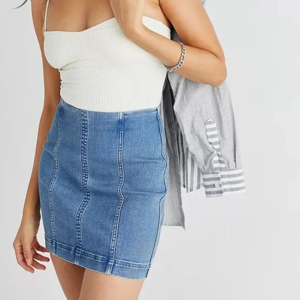 Free People Mini Skirt Womens Denim Stretch Blue Size 4 Modern Femme